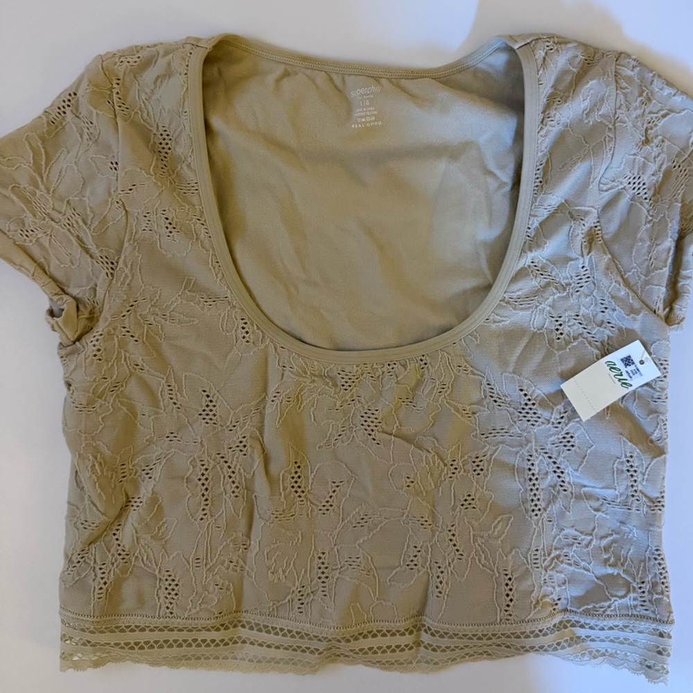 ☀️🌼✨NWT/ Aerie Floral Lace Cropped Blouse